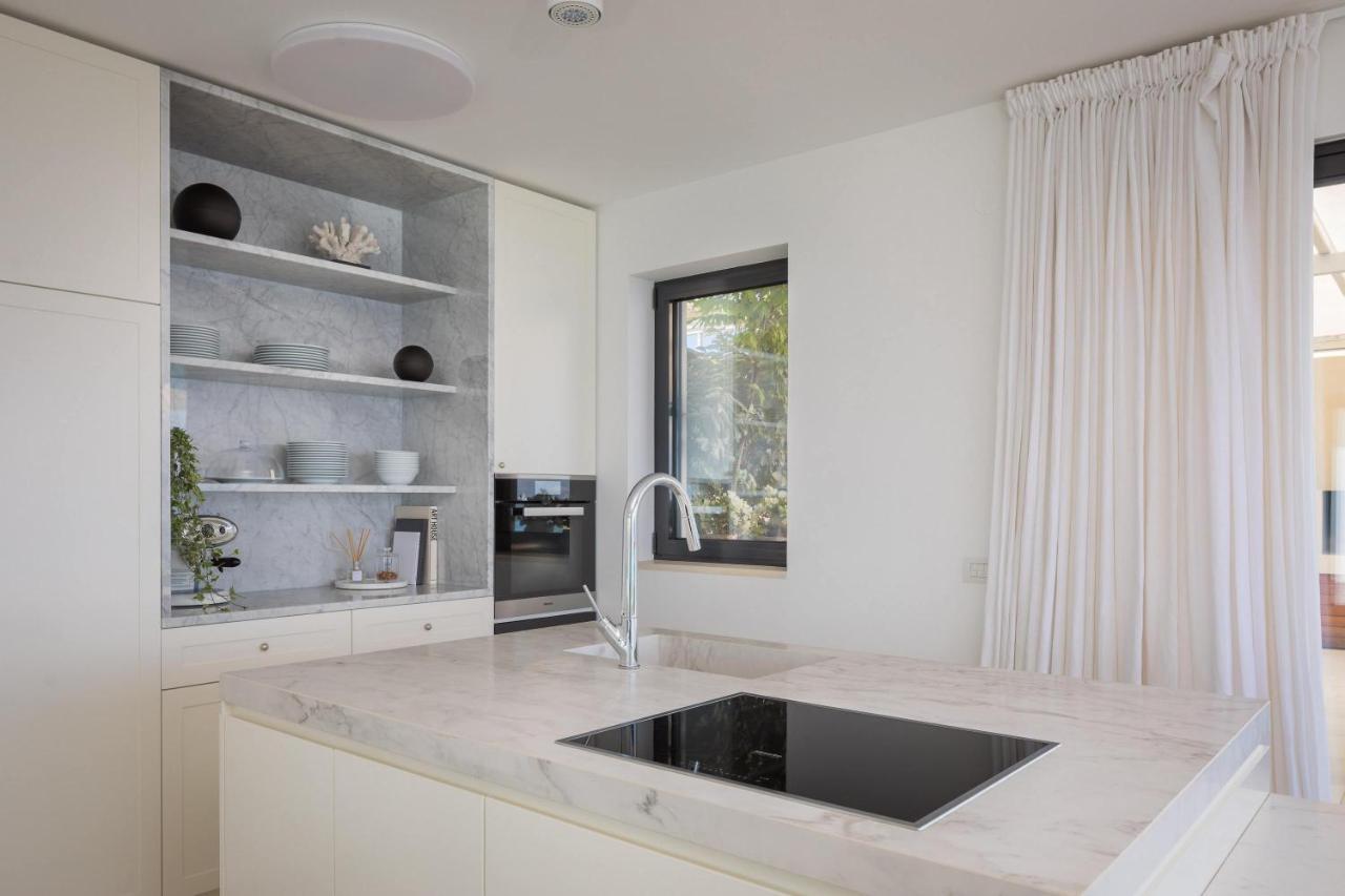 Agapao Villas Sutivan ภายนอก รูปภาพ